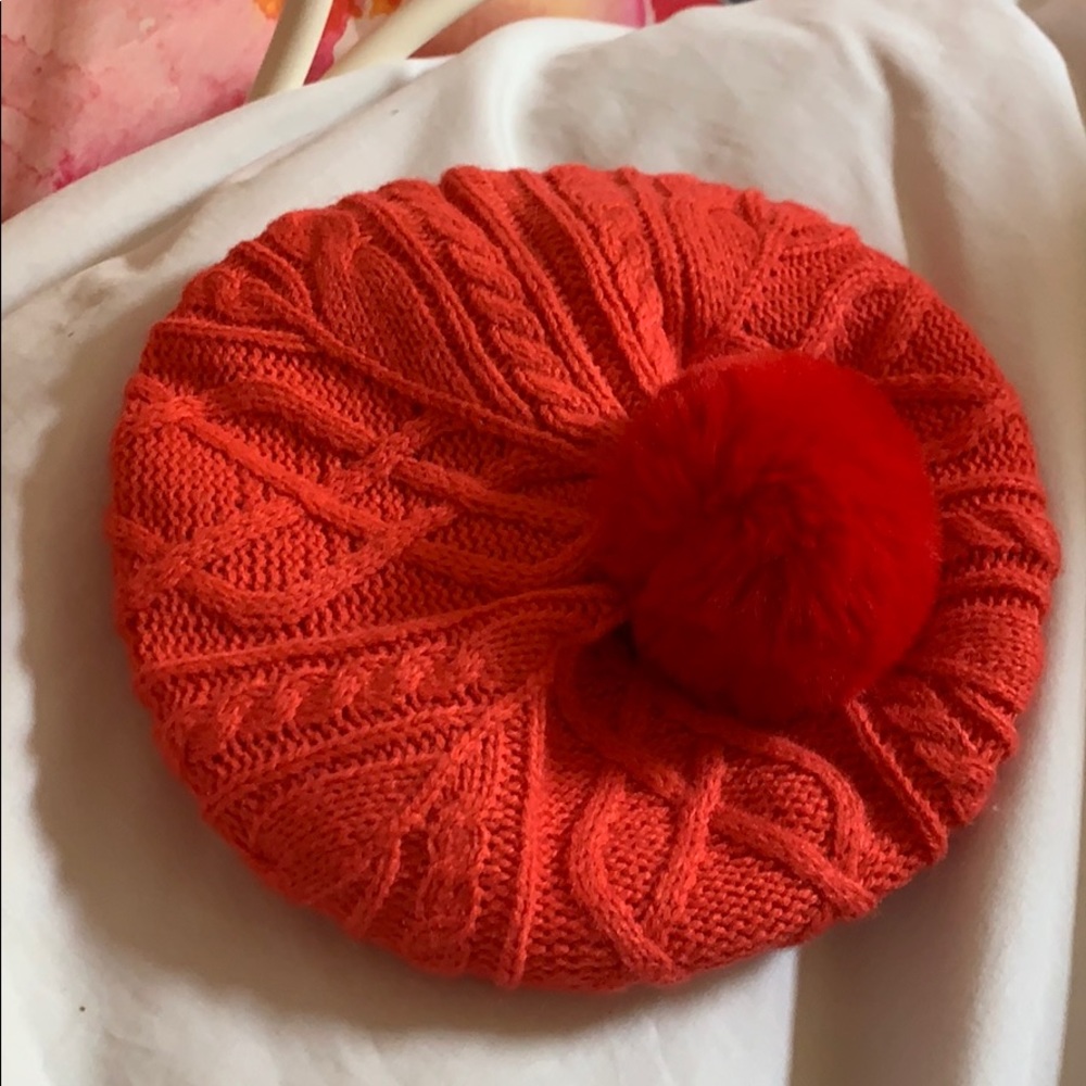 NWT Red Beret